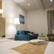 IMG-764f5bfde5667492b5aa7de50808edfd-V